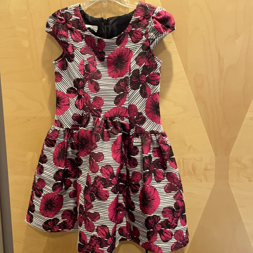 Girls dress size 6